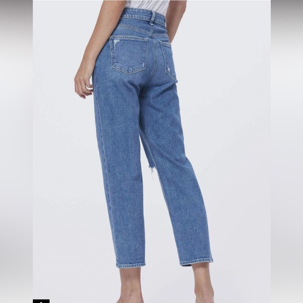 PAIGE High Waisted Vintage Inspired Noella Relaxed Straight Leg Jeans - 26W - Picture 3 of 16